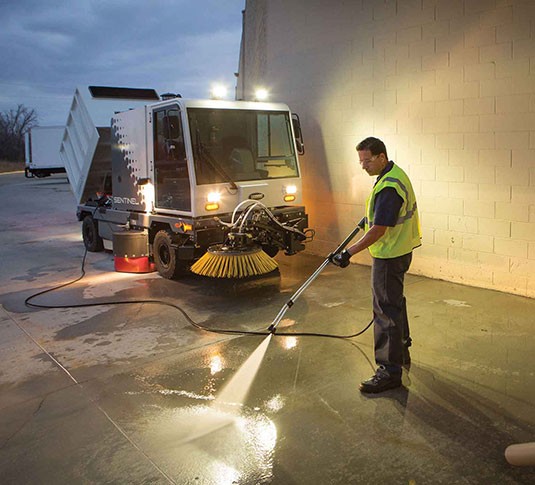 Sentinel Outdoor Ride-On Sweeper alt 9